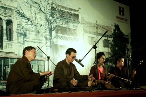 Hanoi Heritage Club honors youth cultural values  - ảnh 1